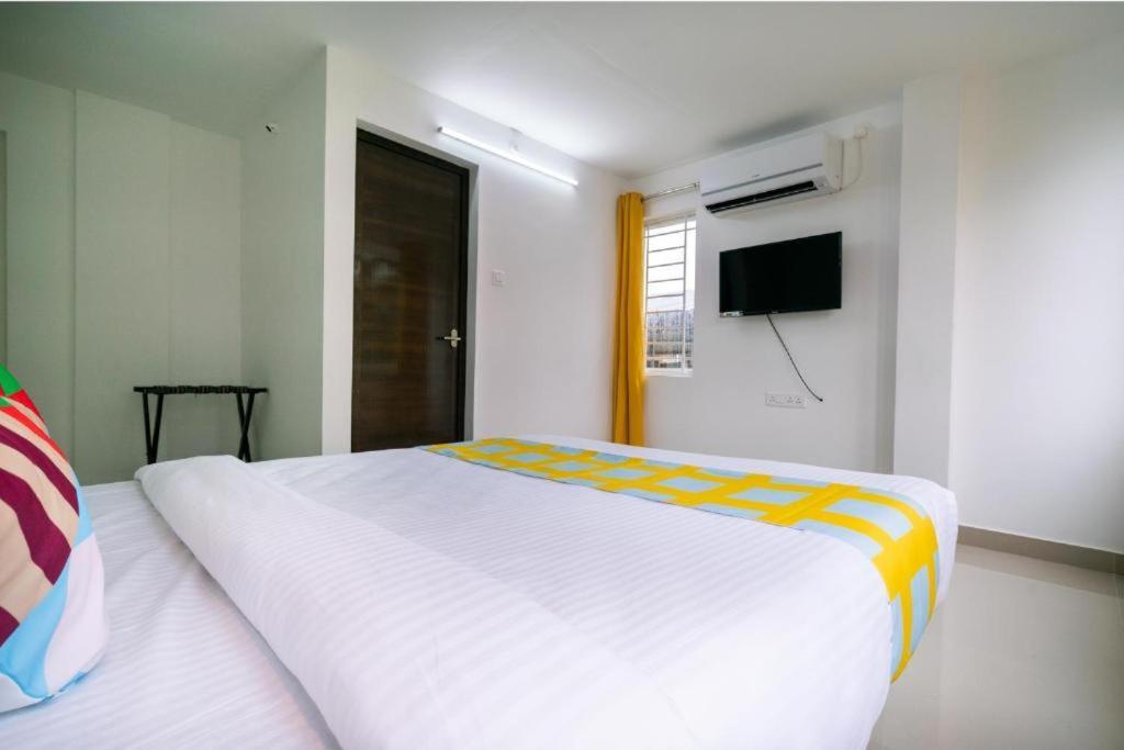 Flamingo Suites Kochi Exteriör bild