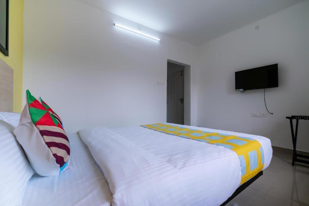 Flamingo Suites Kochi Exteriör bild